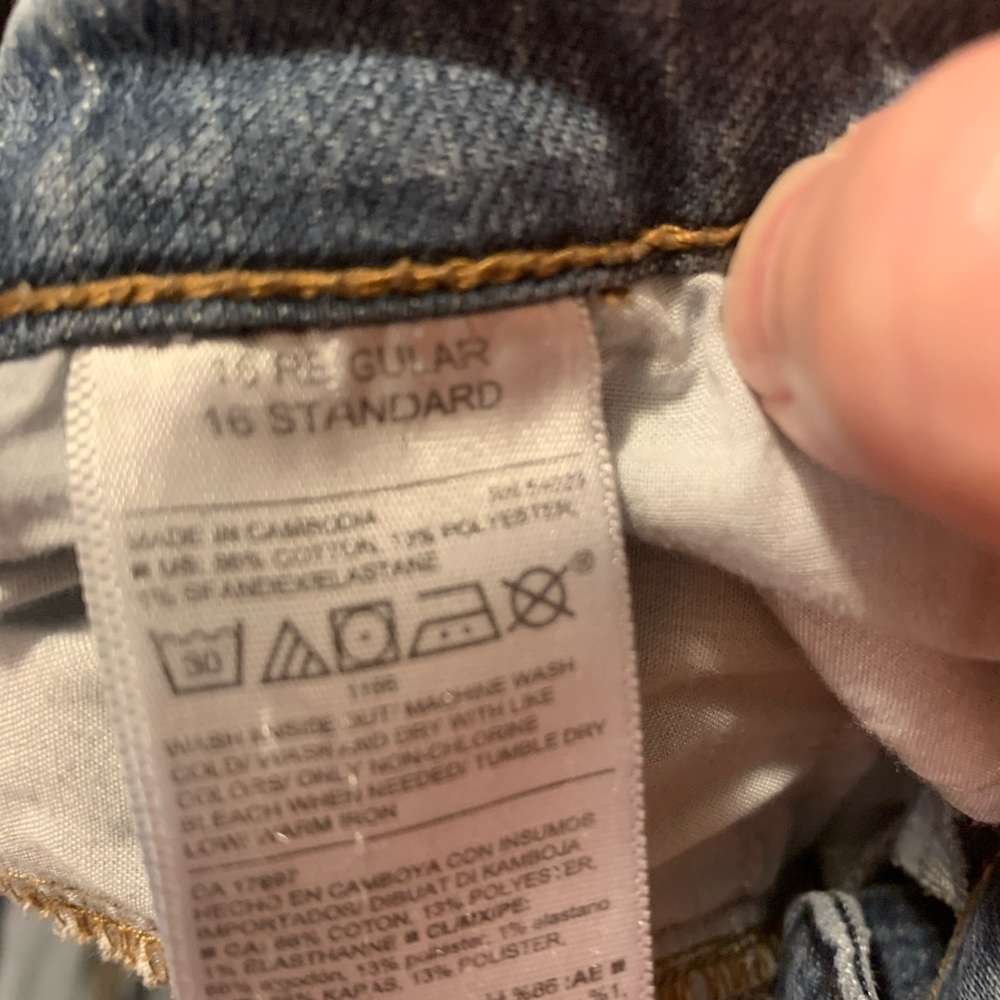 Jeans - Picture 2 of 3